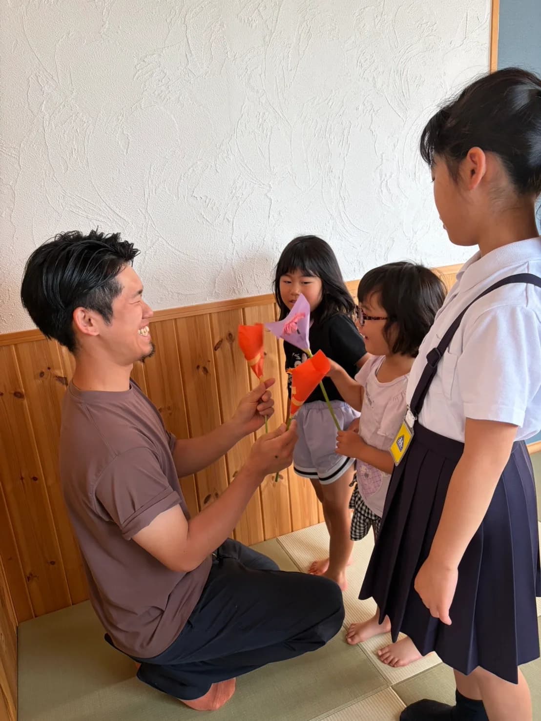 団体向け花育ワークショップの様子